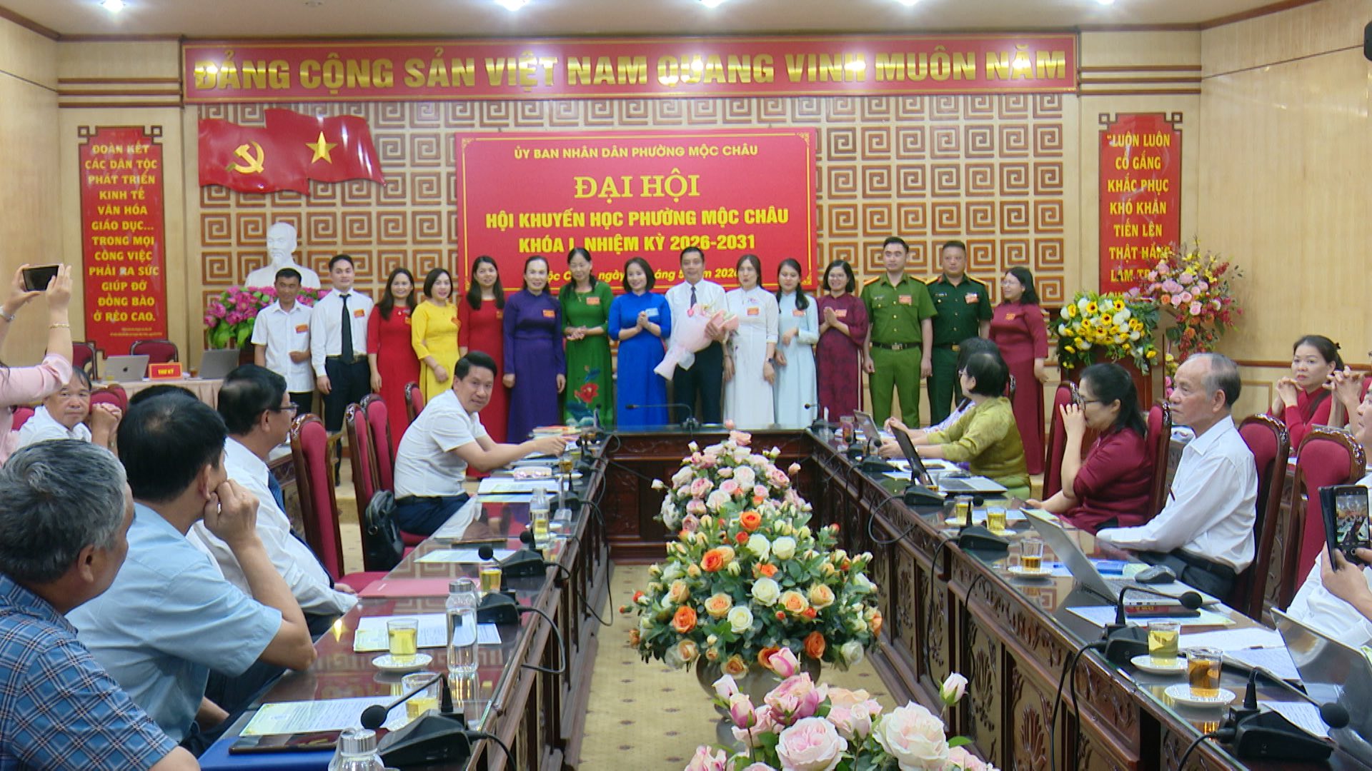 anh tin bai